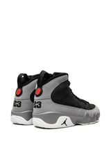 Air Jordan 9 Retro "Particle Grey" sneakers